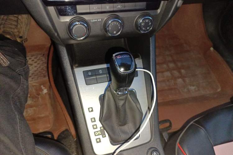 Used Skoda Octavia 2019 1.5L Automatic SmartDrive Comfort Edition China V Standard