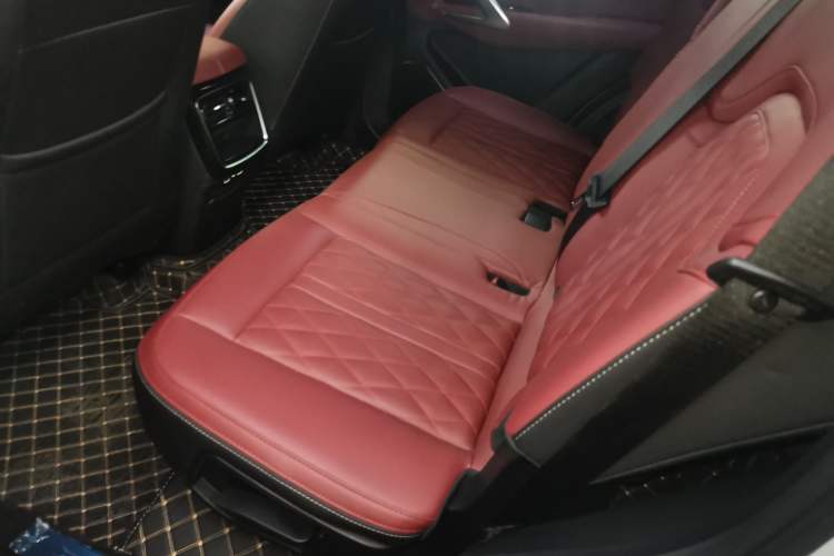 Used JETOUR X70 PLUS 2024 Champion Edition 1.5T DCT Champion MAX+ 7-Seater
