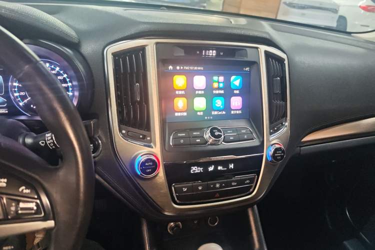 Used Changan CS95 2017 2.0T Two-Wheel Drive Zhitu Edition