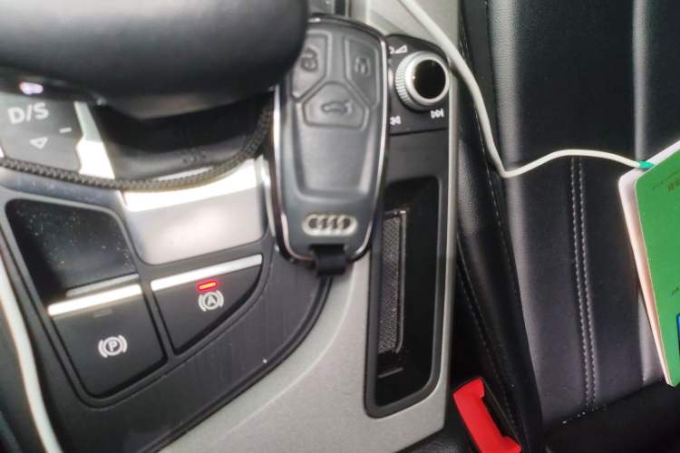 Used Audi A4L 2019 40 TFSI Ambition Version China V
