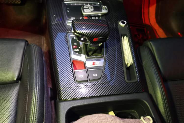 Used Audi Q5L 2018 45 TFSI Prestige Sport China V Gear Lever