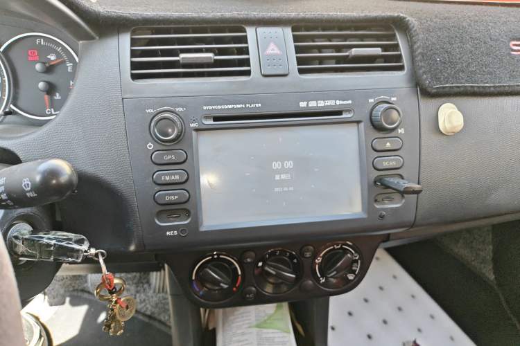 Used Suzuki Swift 2014 1.3L Manual Standard Edition
