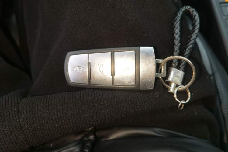 Used Volkswagen Magotan 2013 1.8TSI Premier Model Vehicle Key