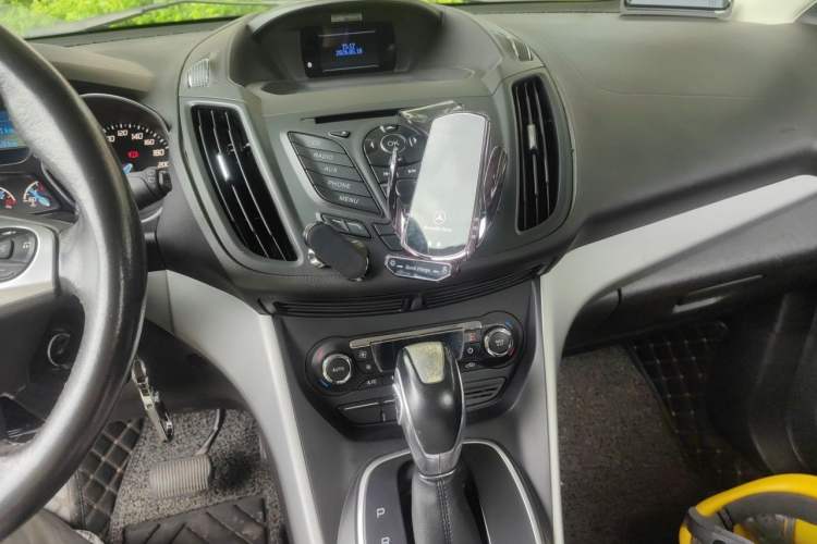 Used Ford Kuga 2013 1.6L GTDi Two-Wheel-Drive Trend Model
