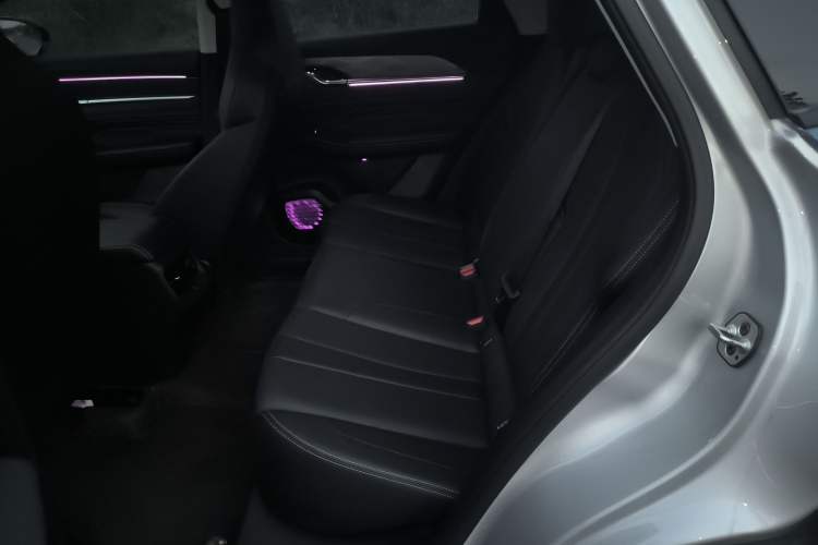 Used Dongfeng Aeolus Mage 2024 Honor Edition 1.5T Fashion Model
