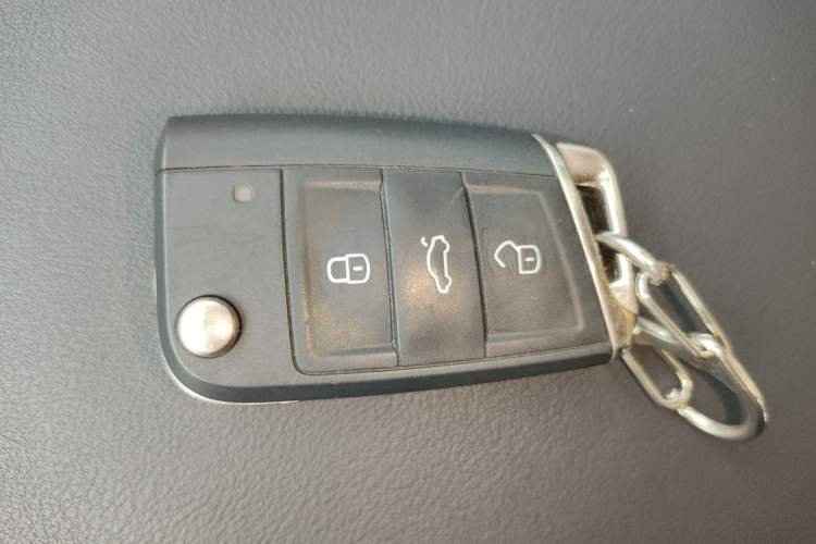 Used Volkswagen Tayron 2023 300TSI Two-Wheel-Drive Luxury Plus Advanced Edition Interior 1