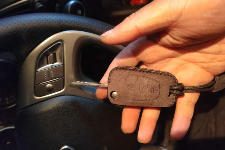 Used Hyundai ix35 2012 2.0L Automatic Two-Wheel Drive New Edition GL Vehicle Key