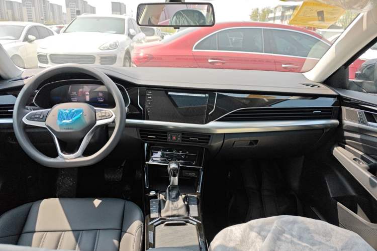 Used Volkswagen Passat New Energy 2025 430 PHEV Hybrid Business Edition Center Console