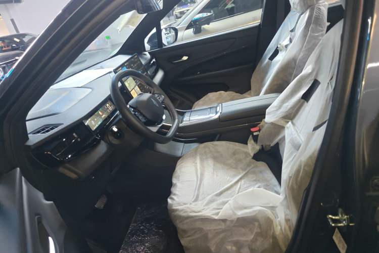 Used Livan 7 2023 450km Chiyue
