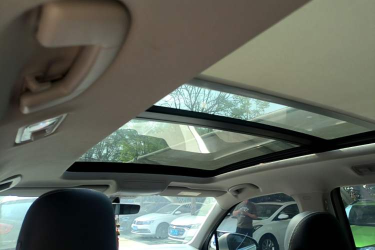 Used Volkswagen Tiguan L 2021 330TSI Automatic Two-Wheel Drive R-Line Enhanced Edition
