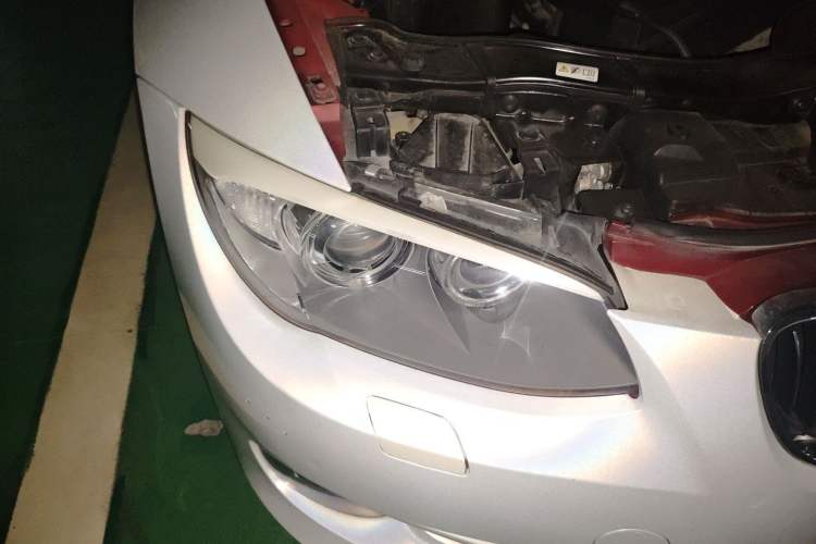 Used BMW 3 Series 2011 330i two-door coupe
