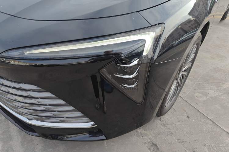 Used Buick LaCrosse 2024 28T Luxury Edition