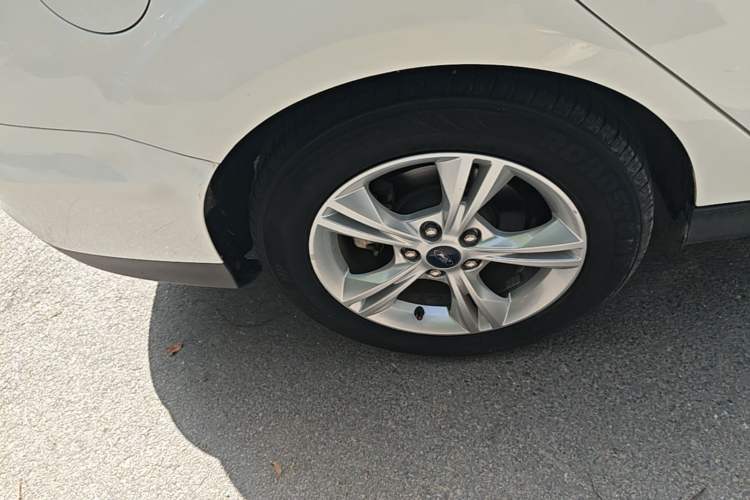 Used Ford Focus 2017 Sedan 1.6L Automatic Comfort Plus SmartDrive Edition
