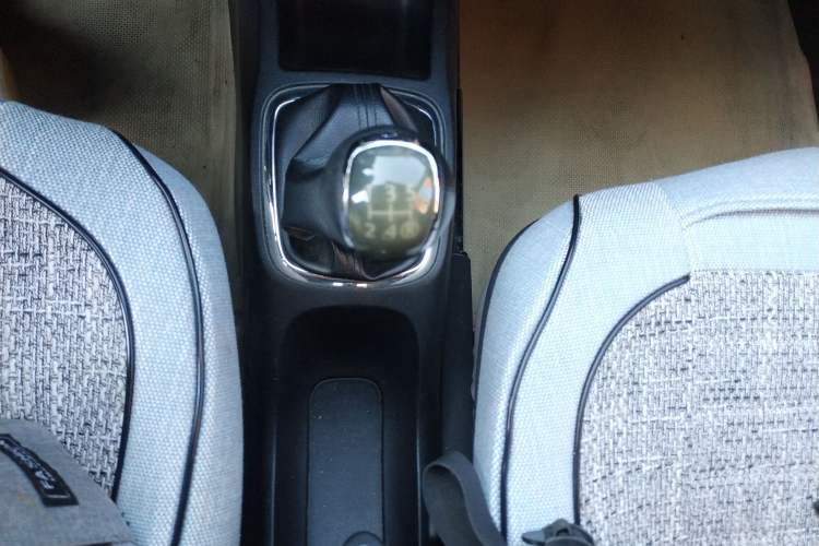 Used FAW Xiali N7 2013 1.3L Manual Luxury Model
