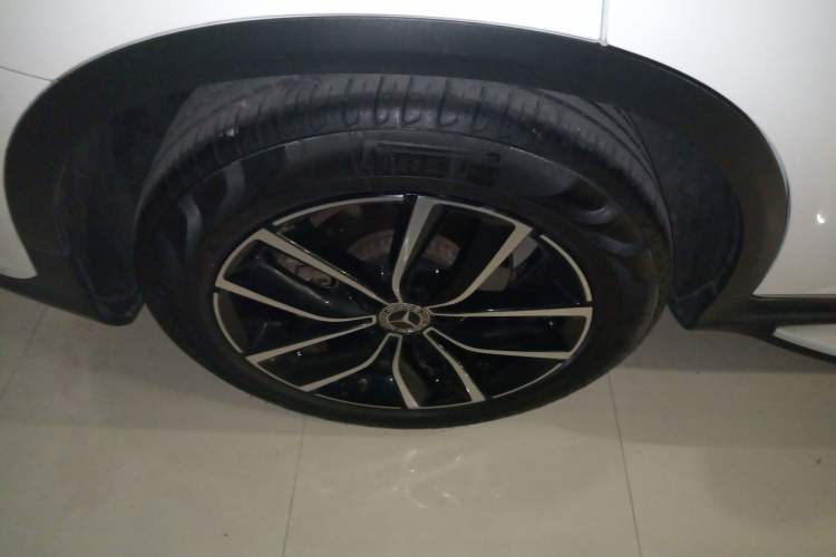 Used Mercedes-Benz GLC 2020 Facelift GLC 300 L 4MATIC Dynamic Edition
