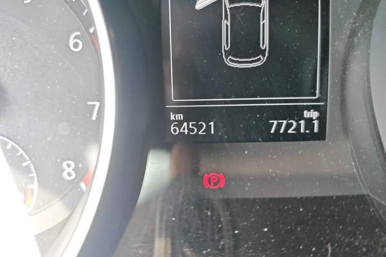 Used Volkswagen Golf 2017 1.6L Automatic Comfort Million-Vehicle Anniversary Edition
