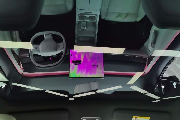 Used ONVO L60 2024 60 kWh Rear-Drive Version Headliner