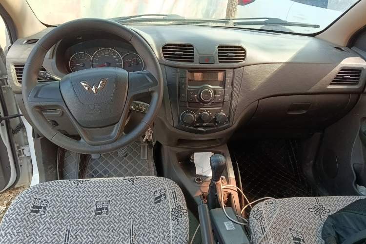 Used Wuling Hongguang 2016 1.5L S Comfort Version