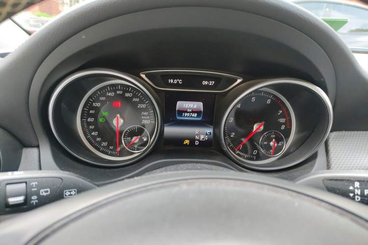 Used Mercedes-Benz GLA 2017 GLA 200 Fashion Model
