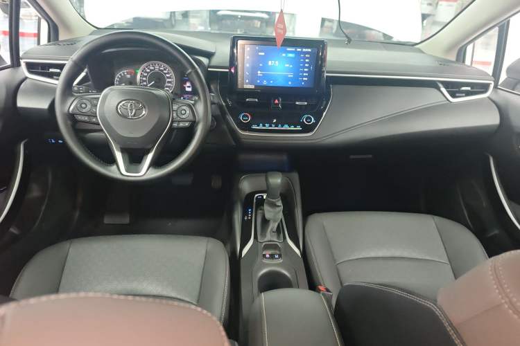Used Toyota Allion 2021 2.0L Deluxe Edition Center Console