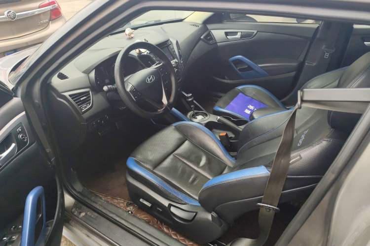 Used Hyundai Veloster 2012 1.6T Automatic Luxury Edition
