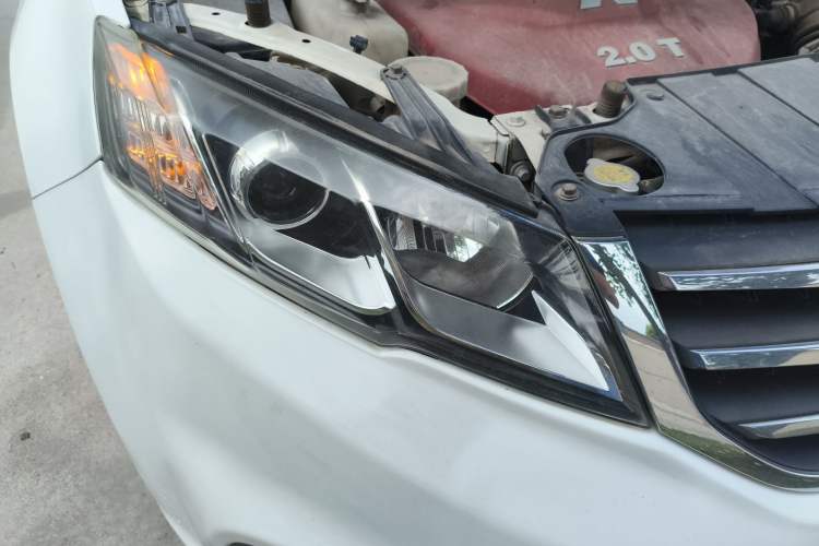 Used Land X5 2013 2.0T Manual Chuanling Edition Right Front Headlight