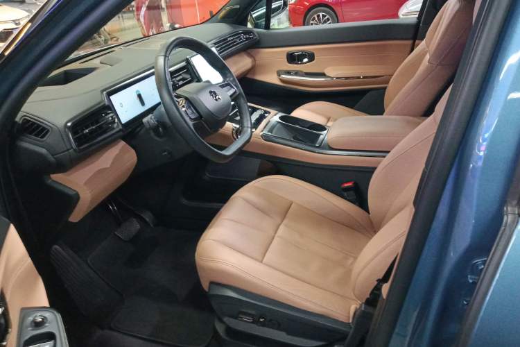 Used Nio ES8 2020 415 km Range 7-Seater Version
