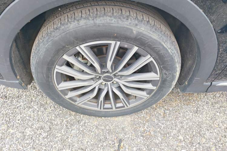 Used JETOUR X70 PLUS 2023 1.6T DCT Stronger 5-Seater