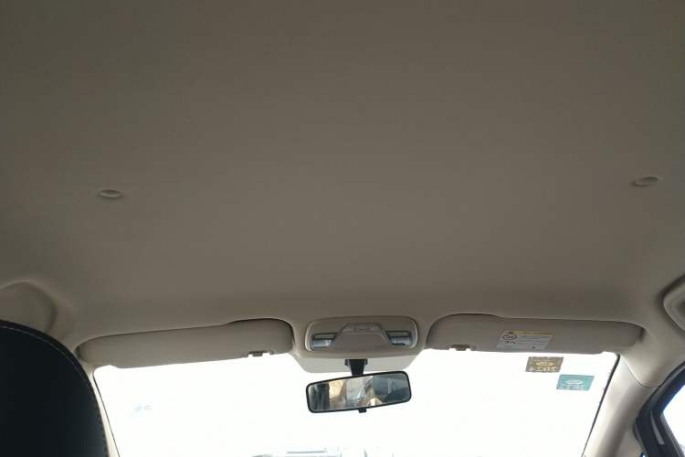 Used Geely Auto Vision X3 2019 Upgraded Model 1.5L Manual Elite Version