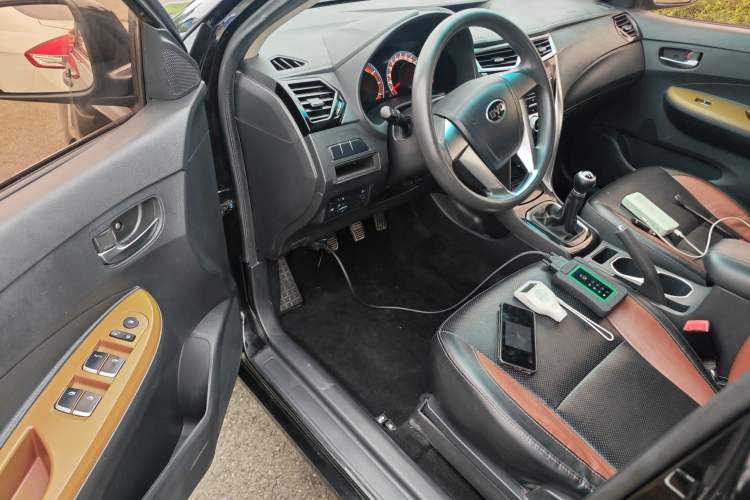 Used BYD F3 2016 1.5L Manual Luxury Model Driver Seat