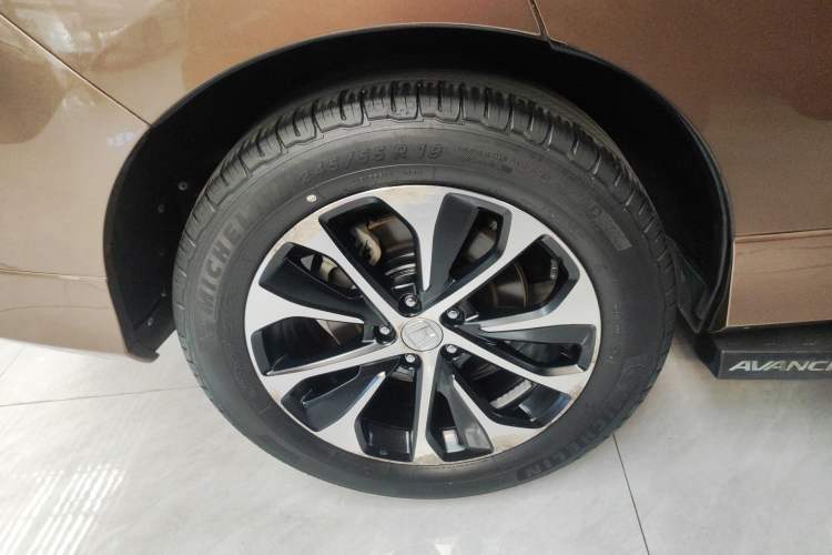 Used Honda Avancier 2017 240TURBO Two-Wheel Drive Luxury Edition