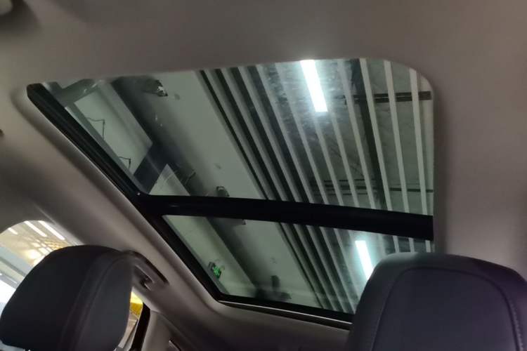 Used Peugeot 4008 2019 360THP BLACKPACK Obsidian Edition Headliner