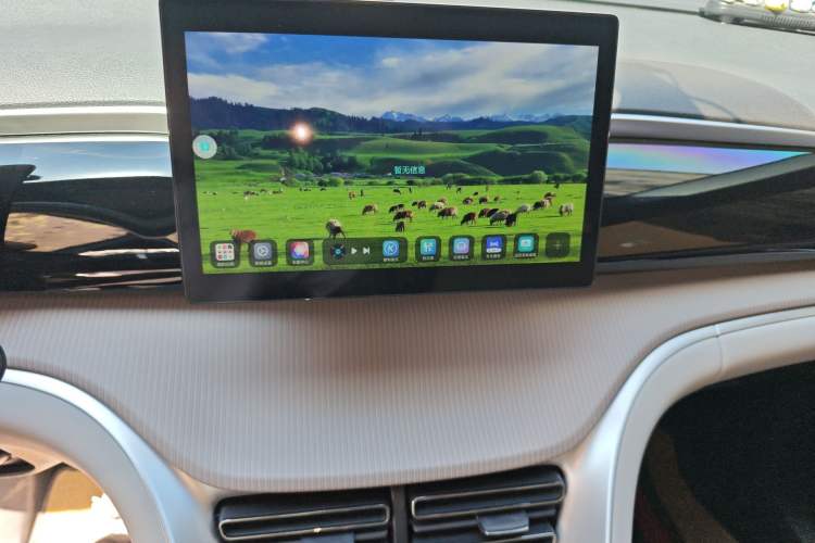 Used BYD Song Pro New Energy 2023 Champion Edition DM-i 71KM Navigation Model