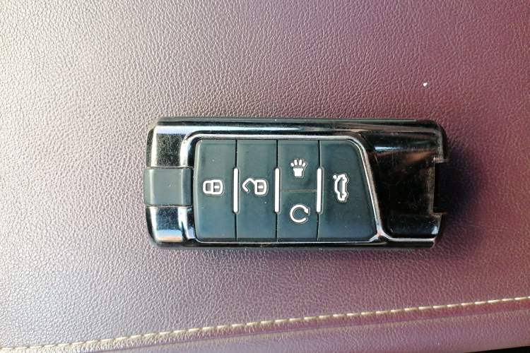 Used GAC Trumpchi M6 2021 PRO 270T Automatic Luxury Edition