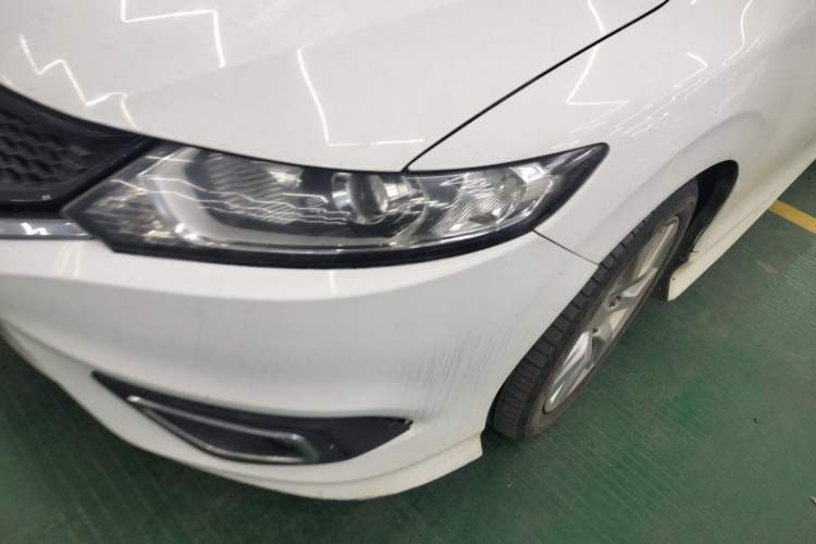 Used Honda Jade 2014 1.8L Automatic Comfort Elite Version 5 Seats Left Front Headlight