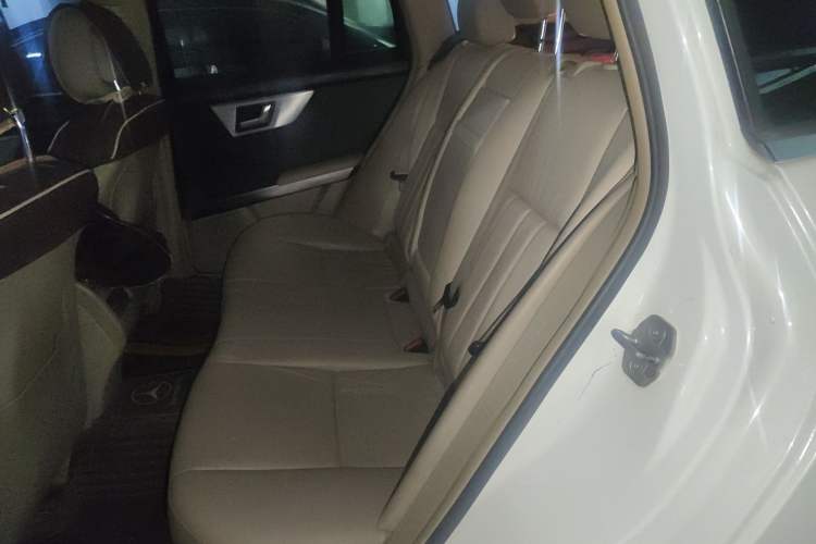 Used Mercedes-Benz GLK-Class 2011 GLK 300 4MATIC Fashion Model