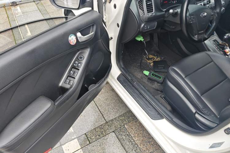 Used Kia K3 2013 1.6L Automatic GL Driver Seat