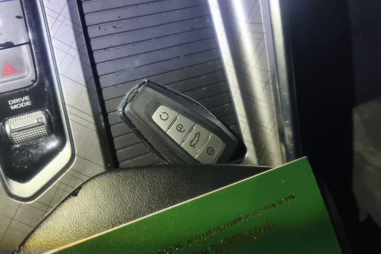 Used Geely Auto Preface 2021 2.0TD Luxury+ Version Vehicle Key