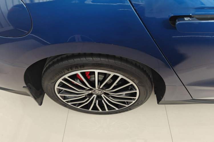 Used BYD Han 2022 DM-i 121KM Luxury Model