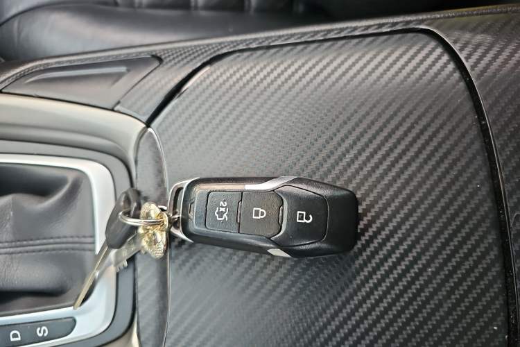 Used Ford Mondeo 2013 2.0L GTDi 200 Fashion Edition