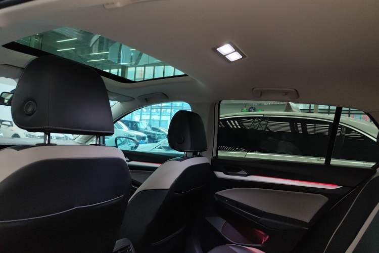 Used Volkswagen Golf 2023 Facelift 280TSI DSG Pro
