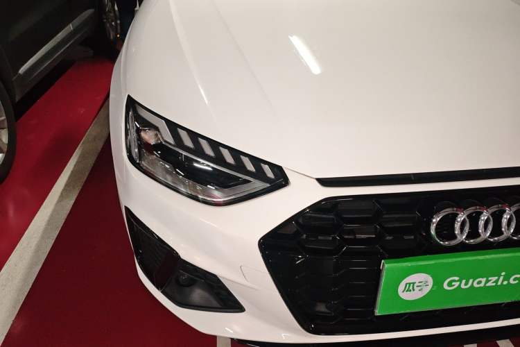 Used Audi A4L 2022 40 TFSI Luxury Dynamic Model
