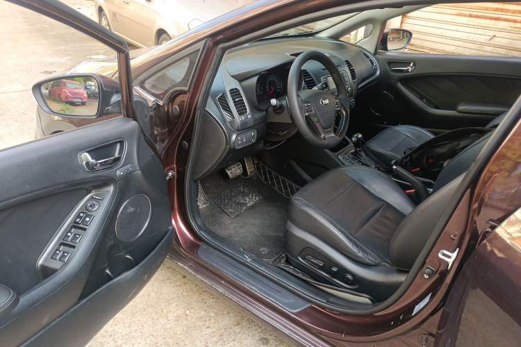 Used Kia K3S 2014 1.6L Automatic Premium
