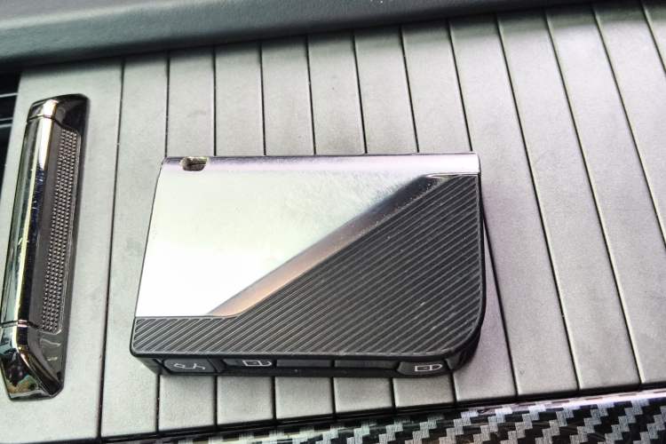 Used Lynk & Co 09 2021 2.0T Halo Seven-Seater