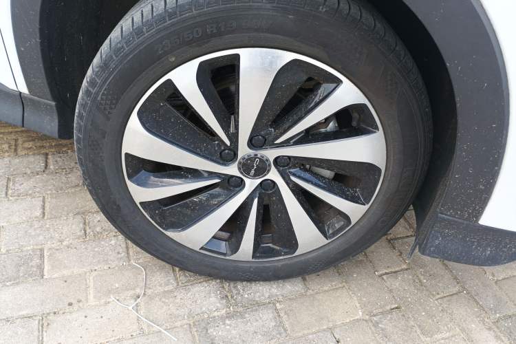 Used BYD Song PLUS New Energy 2023 Champion Edition DM-i 110KM Flagship PLUS
