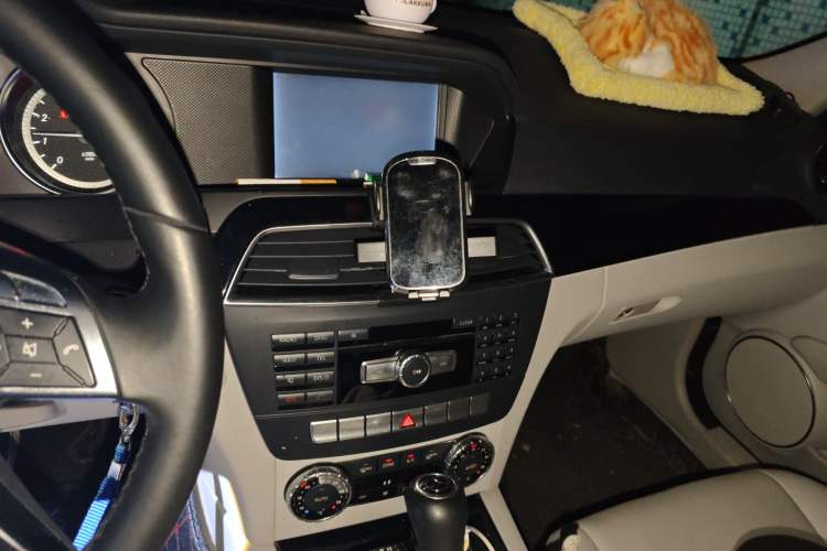 Used Mercedes-Benz C-Class 2013 C 180 Classic Grand Edition