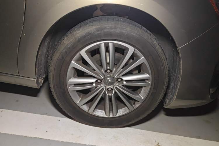 Used Citroen C4L 2014 1.8L Intelligent Drive Manual Version – Dynamic Edition
