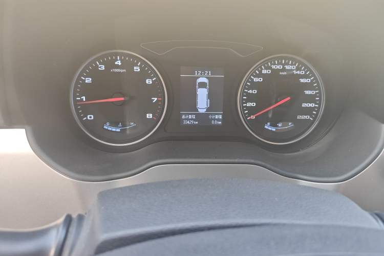 Used JAC Refine M4 2021 2.0L Manual Commercial Edition Odometer Close Up