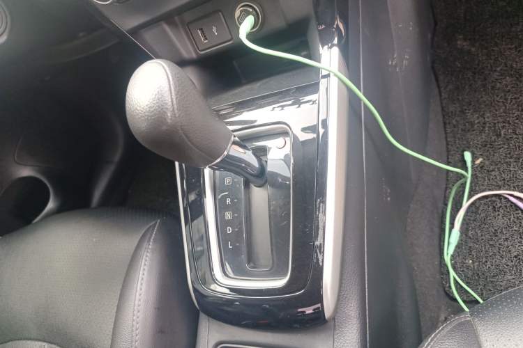 Used Nissan Sylphy 2021 Classic 1.6XL CVT Luxury Edition Gear Lever