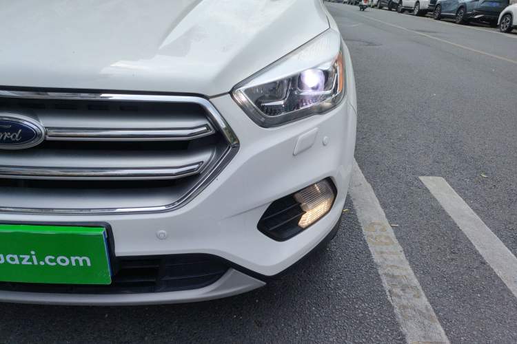 Used Ford Kuga 2018 Facelifted EcoBoost 180 Two-Wheel Drive Luxury Wing Edition
